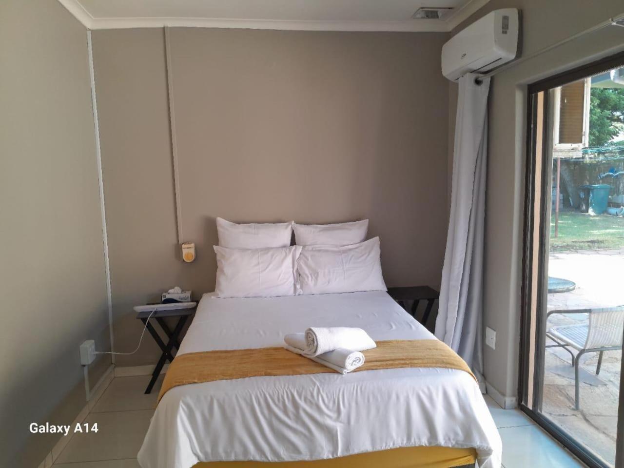 Nqabanqaba Bed & Breakfast Richards Bay Bilik gambar